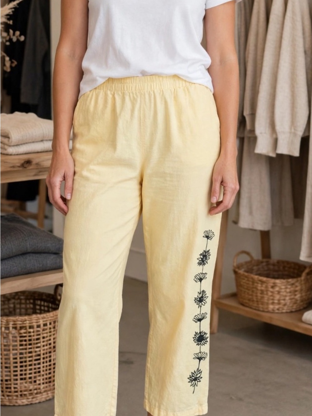 Relaxed Sunflower Print Yellow Lounge Pants
